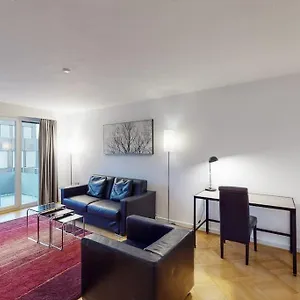 Apartment Bright 1 Bedroom Flat In The Centre, Zurich